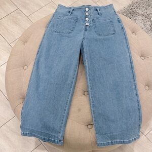 Wide Leg Cropped Jeans